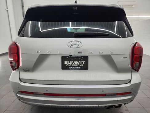 Used 2024 Hyundai Palisade Calligraphy image 30