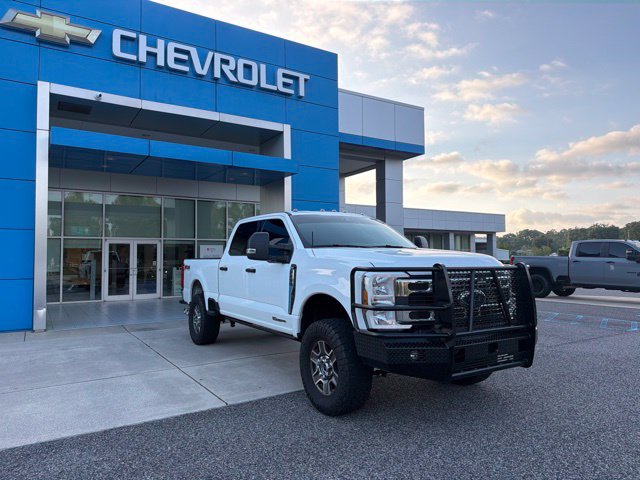 Used 2025 Ford F250 XLT w/ FX4 Off-Road Package AWD/4WD image 3
