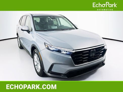 Used 2025 Honda CR-V EX image 1
