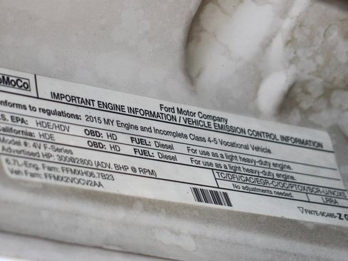 Used 2015 Ford F550 4x4 Crew Cab Super Duty image 13