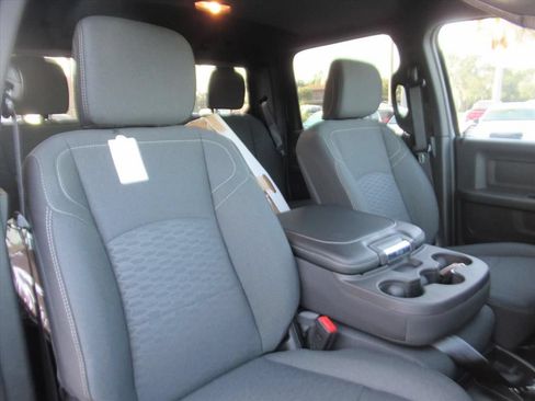 New 2026 RAM 2500 Warlock AWD/4WD image 9