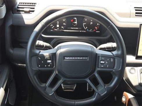 Used 2023 Land Rover Defender 130 X image 13