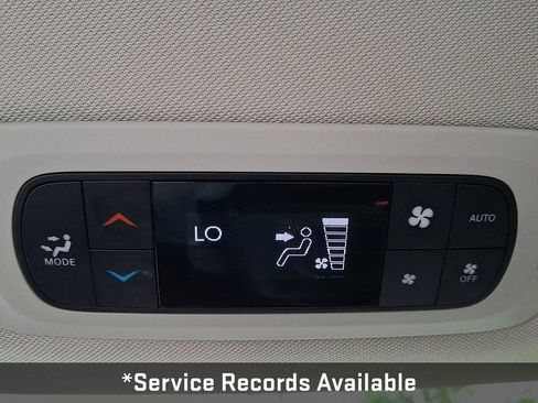 Used 2020 Chrysler Pacifica Touring-L Plus FWD image 14