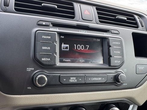 Used 2013 Kia Rio EX w/ Convenience Pkg image 20