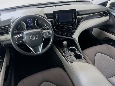 Used 2023 Toyota Camry LE image 27