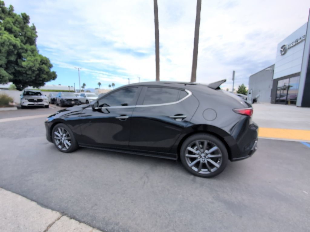 Used 2024 MAZDA MAZDA3 s FWD image 9