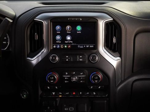 Used 2022 Chevrolet Silverado 2500 LT w/ Convenience Package image 25