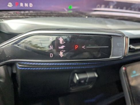 New 2025 Cadillac Escalade IQ Luxury 1 w/ Smart Trailering package image 17