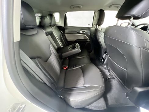 Used 2022 Jeep Compass Latitude AWD/4WD image 24