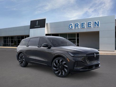 New 2026 Lincoln Nautilus Reserve w/ Jet Appearance Package image 7