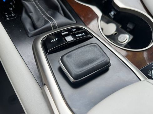 Used 2018 Lexus RX 350 AWD w/ Premium Package image 28