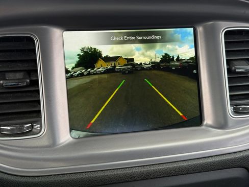 Used 2023 Dodge Charger SXT RWD image 28