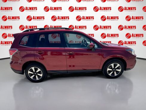 Used 2018 Subaru Forester 2.5i Limited AWD/4WD image 4