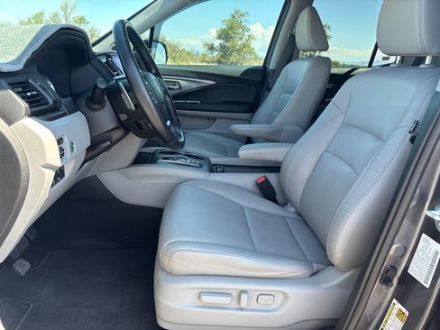 Used 2023 Honda Ridgeline RTL-E image 10