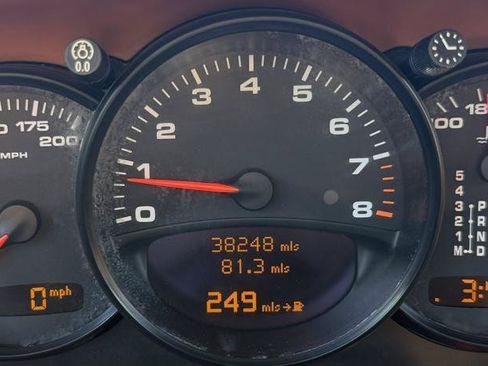 Used 2004 Porsche 911 Carrera 4S AWD/4WD image 18