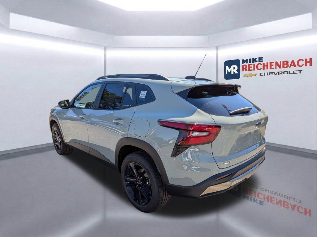 New 2026 Chevrolet Trax ACTIV w/ Driver Confidence Package FWD image 8