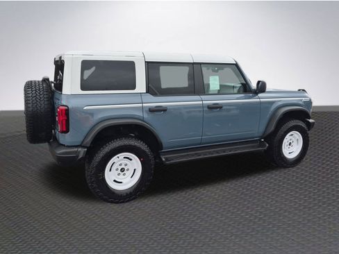 New 2025 Ford Bronco Heritage Edition image 4
