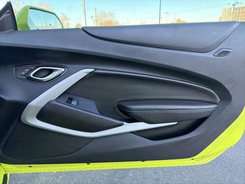 Used 2020 Chevrolet Camaro LT w/ RS Package image 10