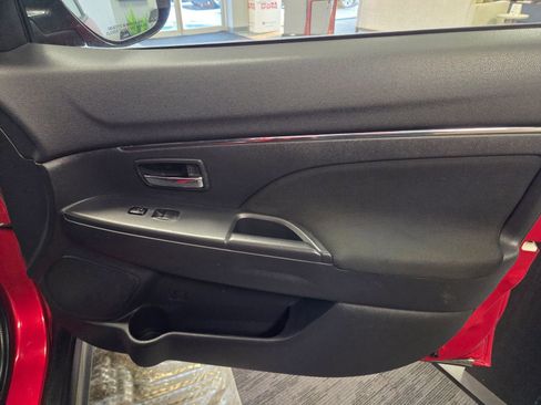 Used 2017 Mitsubishi Outlander Sport SE image 56