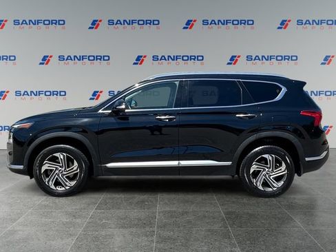 Used 2022 Hyundai Santa Fe SEL w/ Convenience + Premium Package AWD/4WD image 2