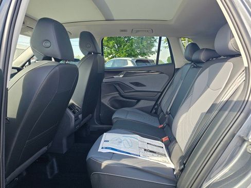 New 2026 Volkswagen Tiguan SE AWD/4WD image 20