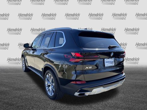 Certified 2025 BMW X5 sDrive40i image 8