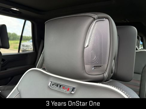 New 2026 GMC Yukon AT4 Ultimate AWD/4WD image 18