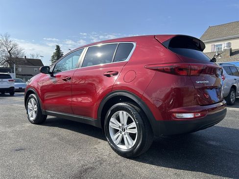 Used 2017 Kia Sportage LX AWD/4WD image 6