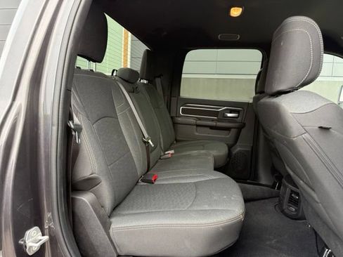 Used 2025 RAM 2500 Big Horn AWD/4WD image 10
