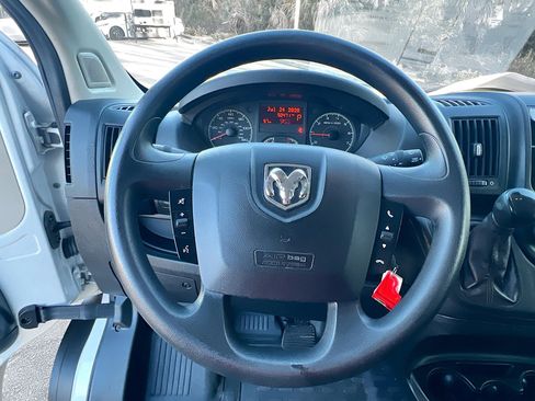 Used 2021 RAM ProMaster 2500 image 16
