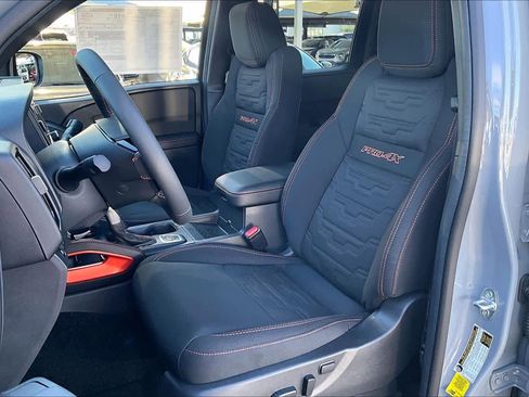 New 2026 Nissan Frontier PRO-4X w/ Pro-4x Convenience Package AWD/4WD image 9