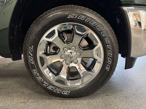 New 2026 RAM 1500 4x4 Crew Cab image 10