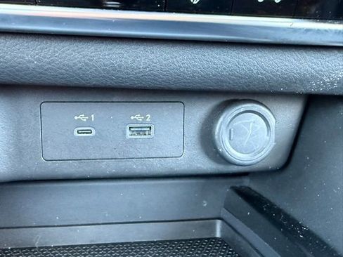 Certified 2023 Nissan Rogue SV AWD/4WD image 35