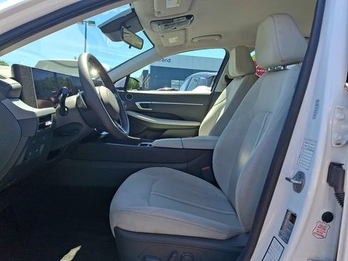 Used 2025 Hyundai Sonata SEL FWD image 14