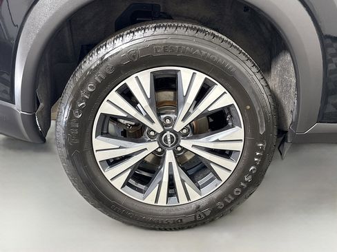 Used 2022 Nissan Rogue SV FWD image 33