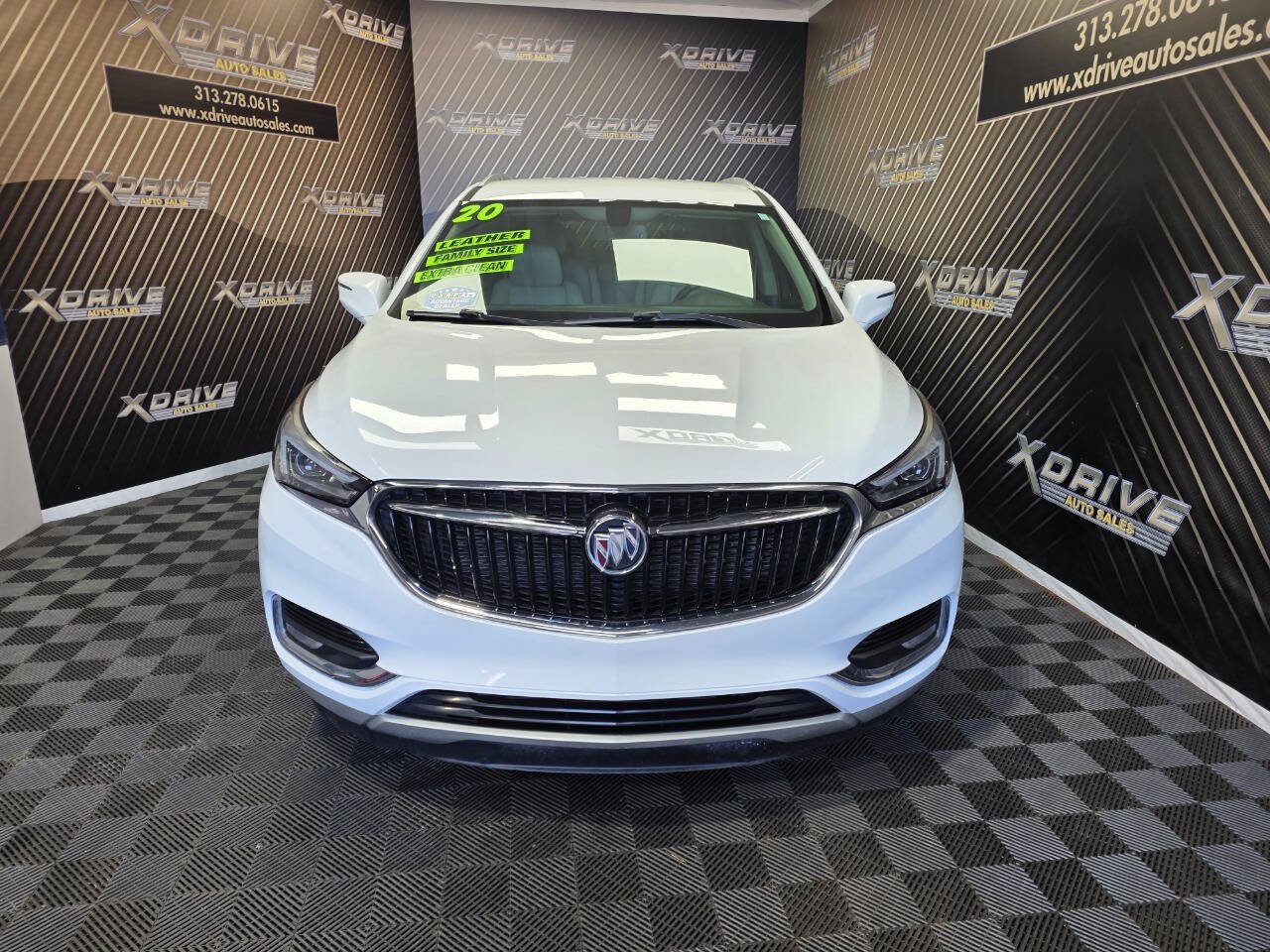 Used 2020 Buick Enclave Essence FWD image 4