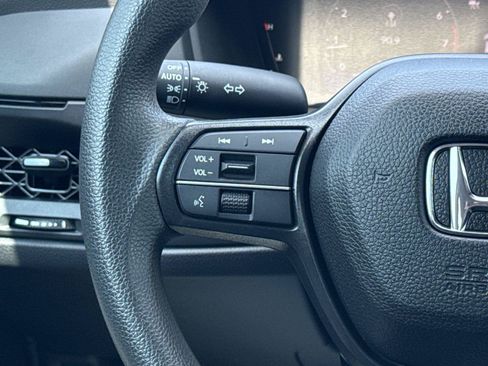 Certified 2023 Honda Accord LX image 21