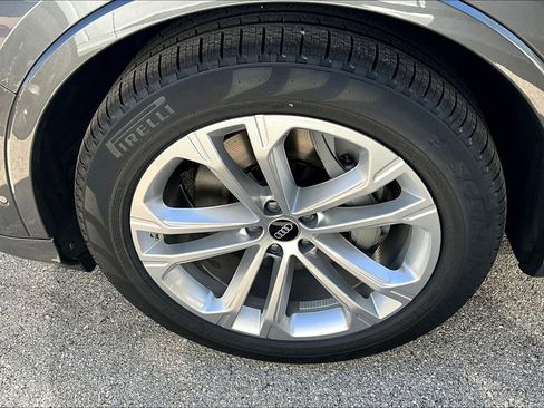 New 2026 Audi Q7 3.0T Premium Plus image 13