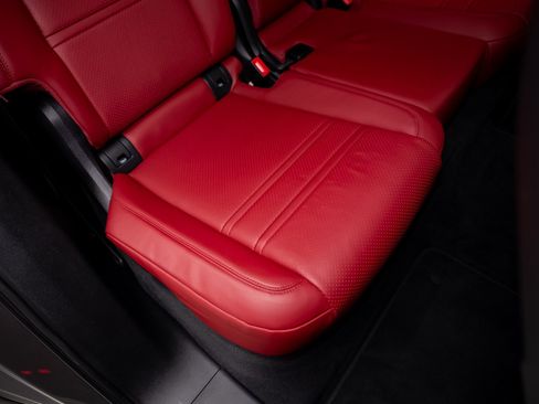 Used 2023 Porsche Cayenne Turbo image 71