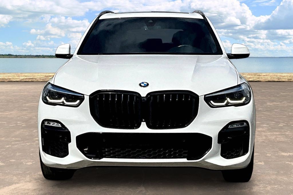 Used 2021 BMW X5 sDrive40i w/ M Sport Package RWD image 2