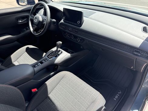 Used 2024 Honda HR-V Sport image 28