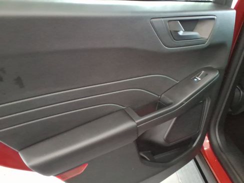 Used 2025 Ford Escape Active image 14