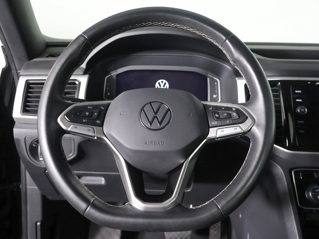Used 2023 Volkswagen Atlas Cross Sport SEL AWD/4WD image 40