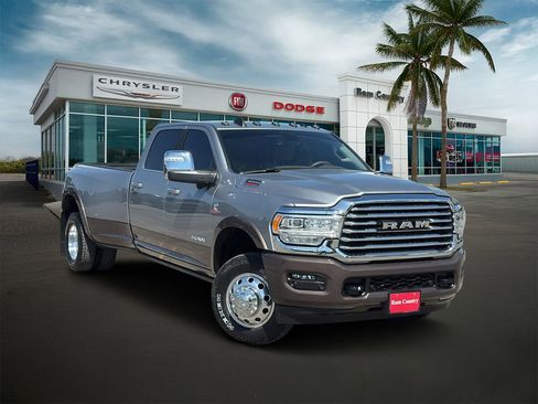 Used 2024 RAM 3500 Limited w/ Towing Technology Group image 1