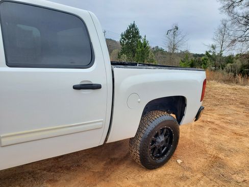 Used 2011 Chevrolet Silverado 1500 LT w/ All-Star Edition image 6