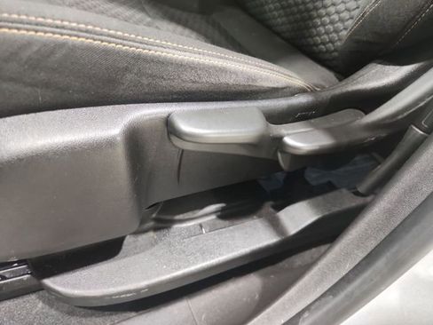 Used 2018 GMC Terrain SLE FWD image 12