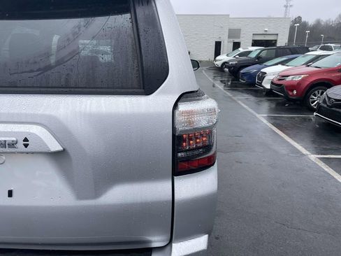 Used 2024 Toyota 4Runner SR5 Premium image 18