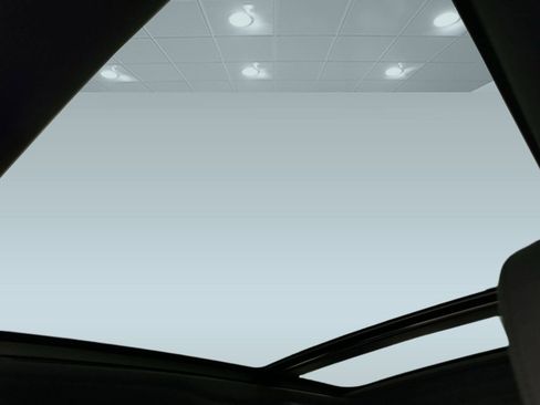 Used 2026 Land Rover Range Rover Velar S image 13