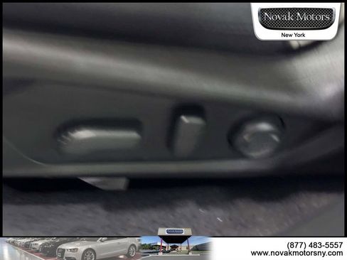 Used 2025 Subaru Forester Premium AWD/4WD image 17