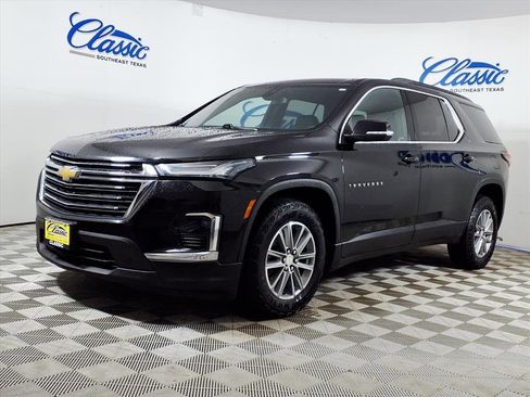 Used 2022 Chevrolet Traverse LT image 5